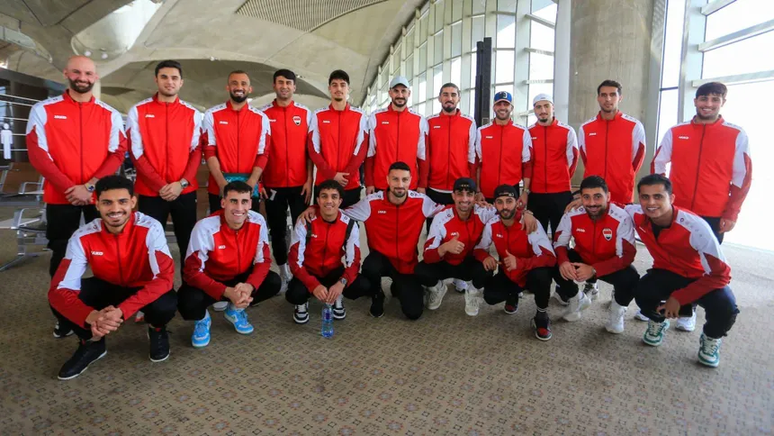 Irak reconoce la cancha del Estadio de Monterrey para el repechaje