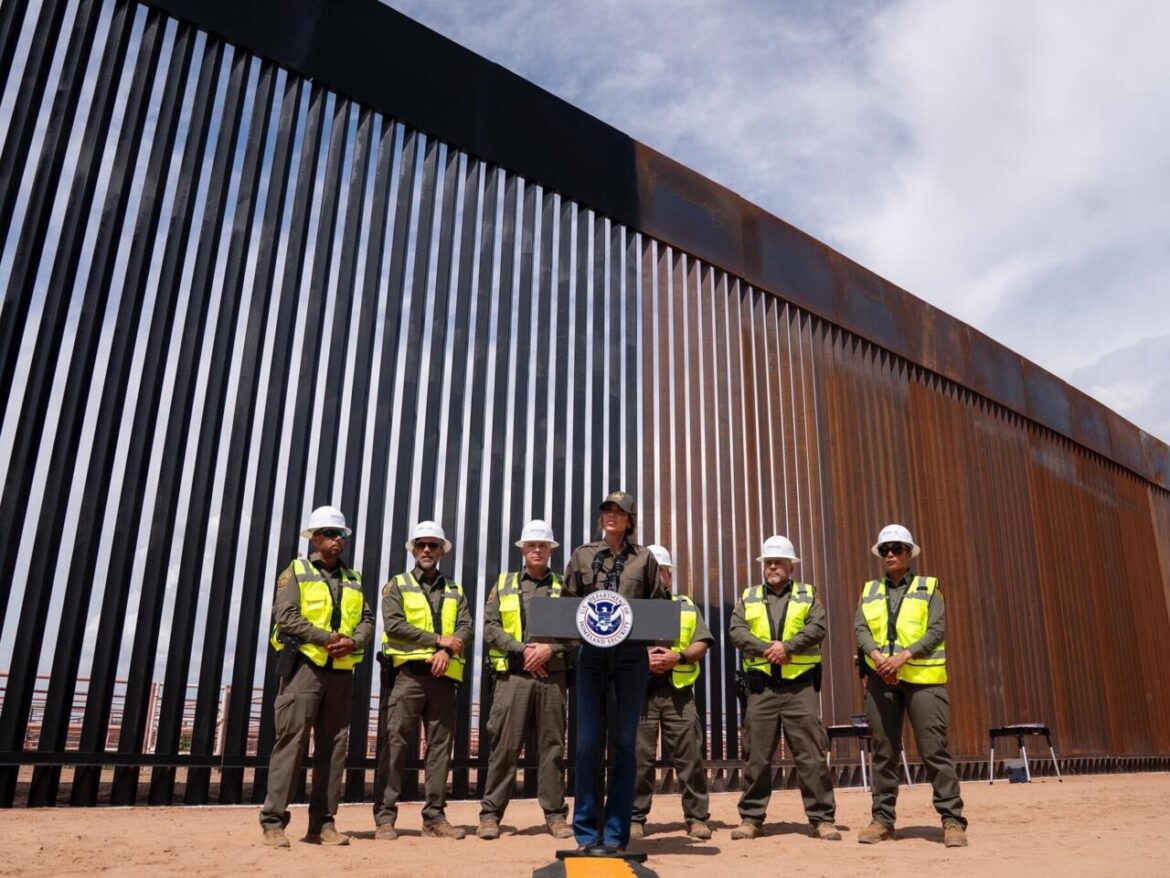 Levantan muro negro en frontera México–EE.UU. para impedir escalada de migrantes