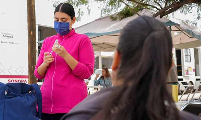 Llaman a embarazadas a no vacunarse contra sarampión
