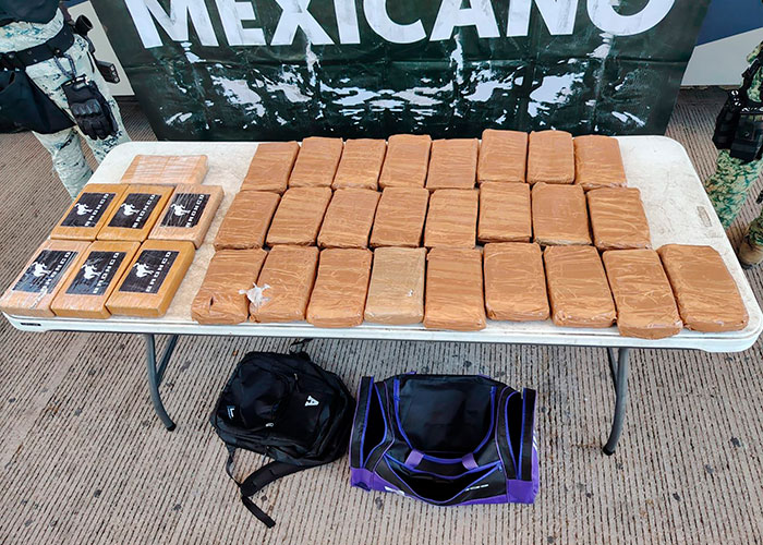 Aseguran cocaína y goma de opio en puesto militar de Querobabi