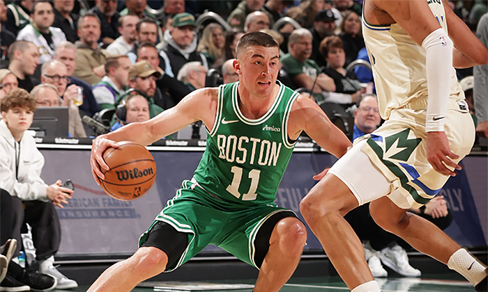 Aplasta Boston a Milwaukee por 108 a 81