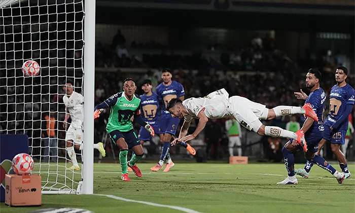 Diablos Rojos quita invicto a Pumas por 3-2