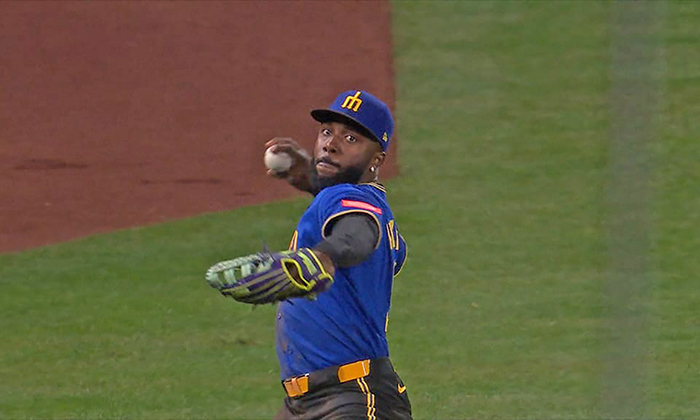 Luce Arozarena con Seattle al vencer a Cleveland; Empatan serie