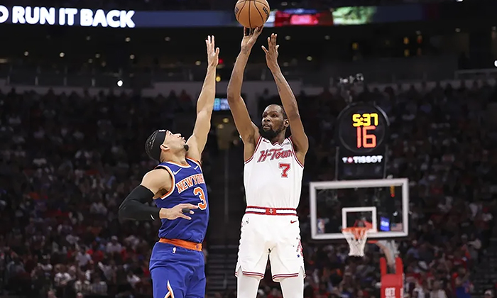 Rockets domina a Knicks por 111 a 94