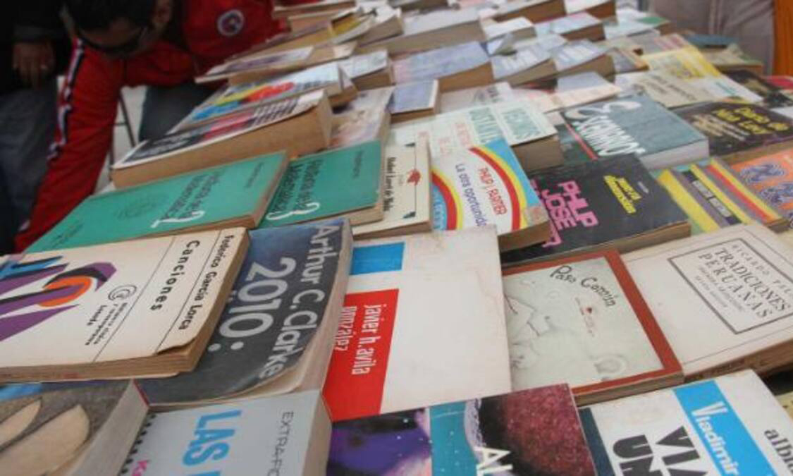 Autoridades municipales promueven campaña de donación de libros