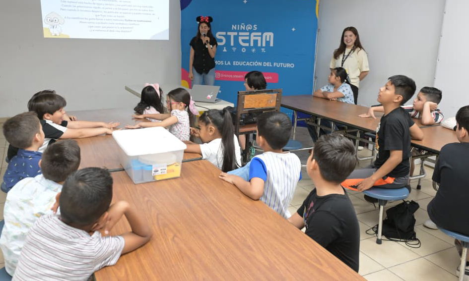 Enseñan a menores a disfrutar de las ciencias por medio del programa Ciencia, Innovación y Tecnología de la H