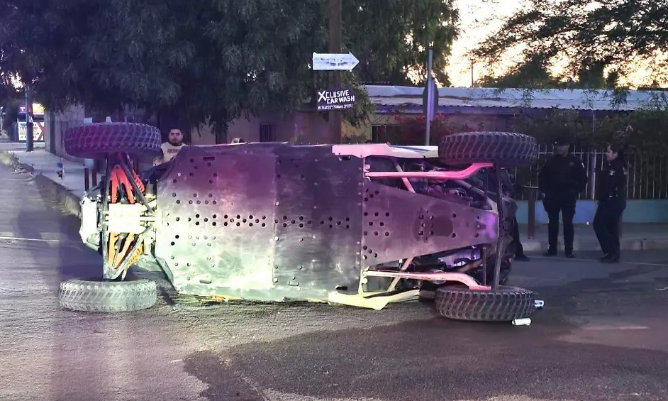 Conductor punible provoca volcadura en San Luis Río Colorado