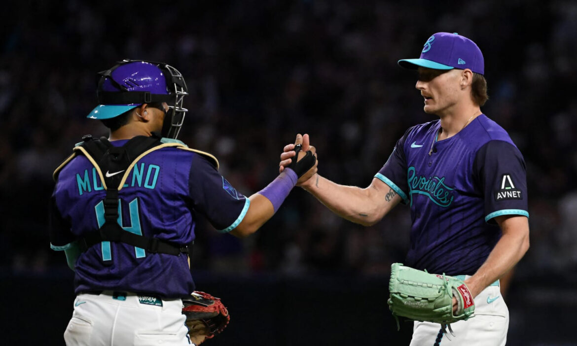 Diamondacks propina derrota a Azulejos; es la cuarta victoria al hilo