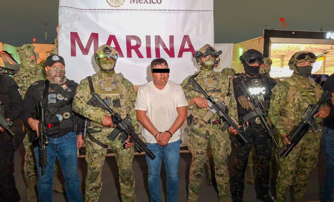 Bajo fuerte operativo, ingresan a “El Jardinero” a la FEMDO en CDMX