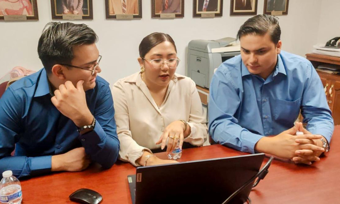 Estudiantes de la UES ganan sonorenses Maratón Juvenil de Contabilidad