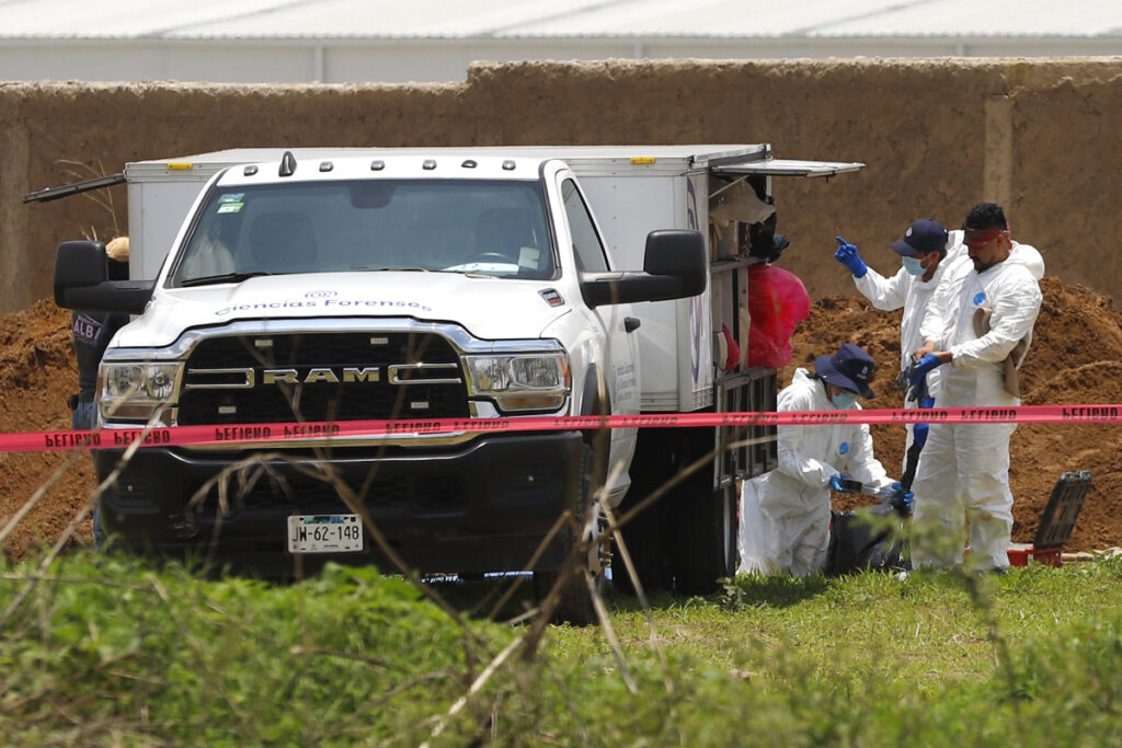 Colectivos alertan por “emergencia forense” tras hallazgo masivo en Tláhuac-Chalco