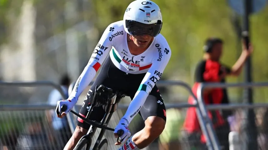 Isaac del Toro abandona la Itzulia