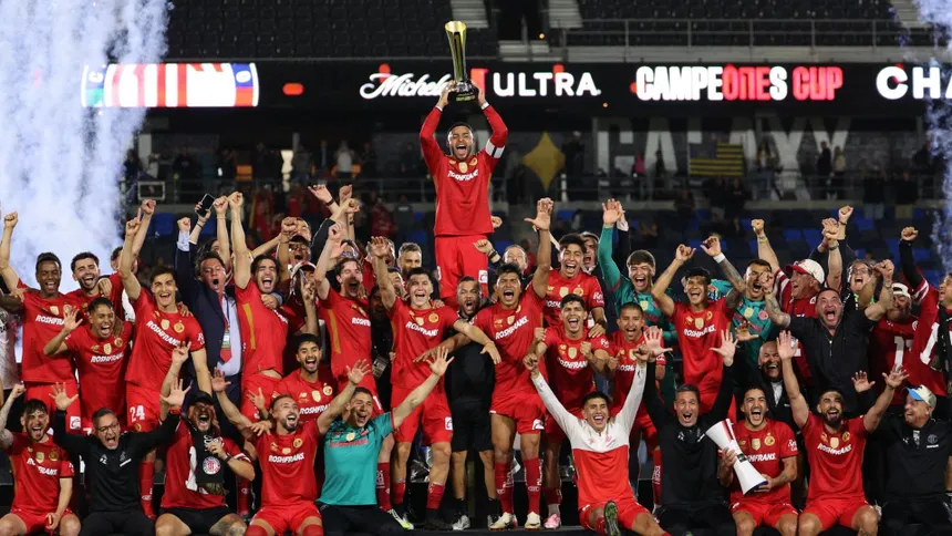 Toluca golea al Galaxy