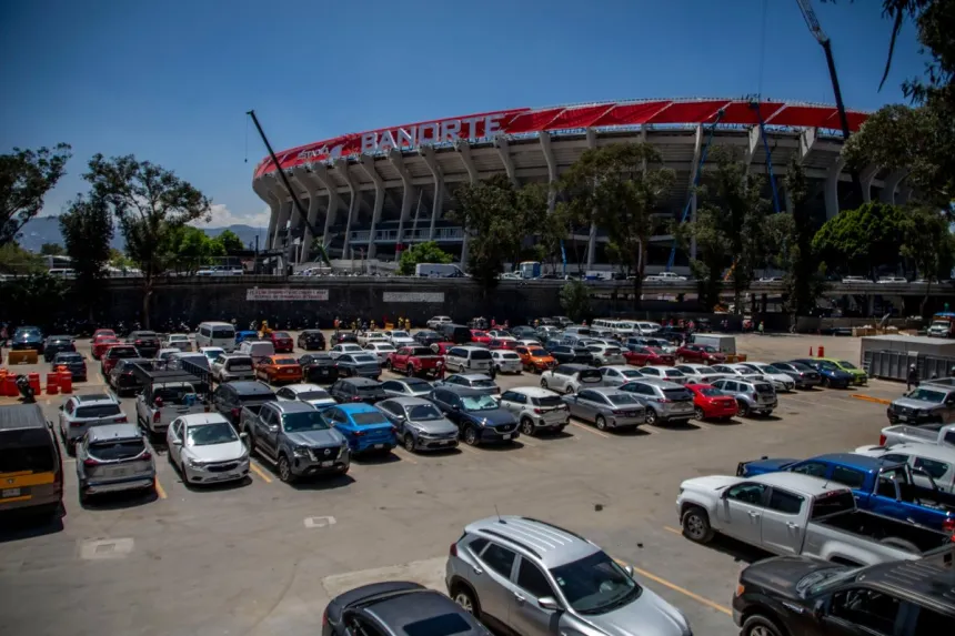 Costo del estacionamiento en el Azteca