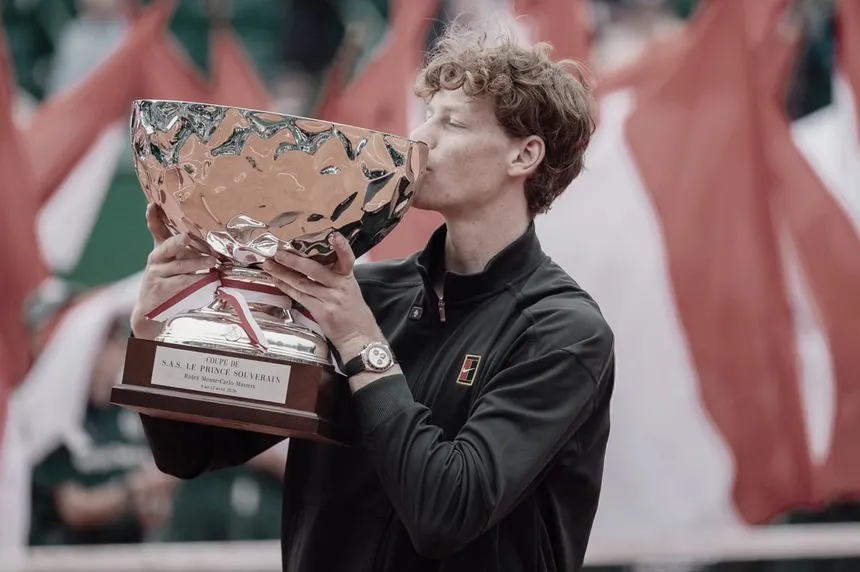 Sinner se consagra en Montecarlo y recupera el número uno