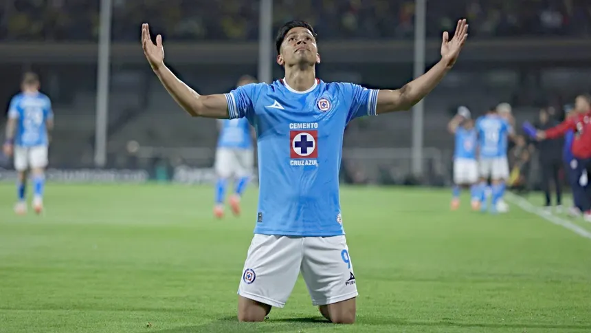 América y Cruz Azul fuera de la Concachampions