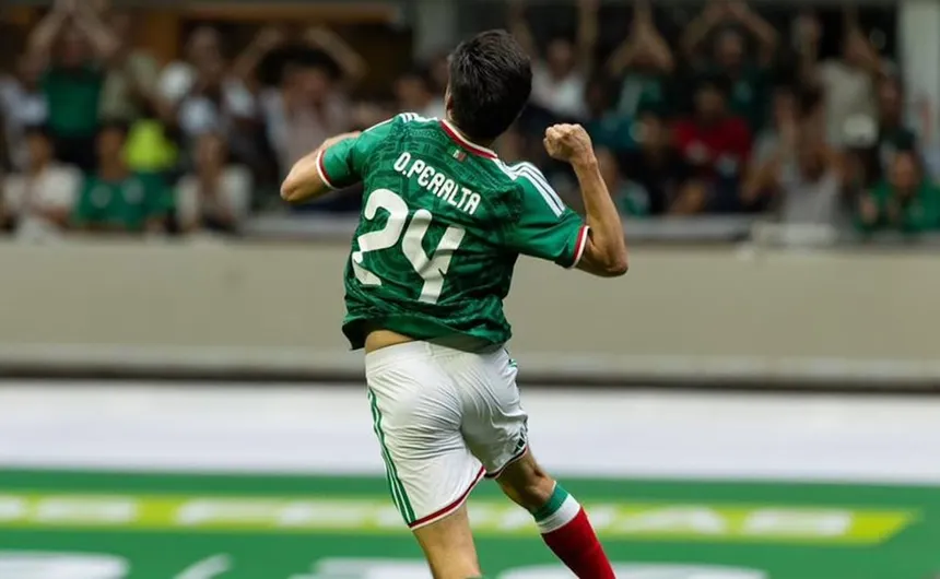 México logra triunfo histórico ante las leyendas de Brasil