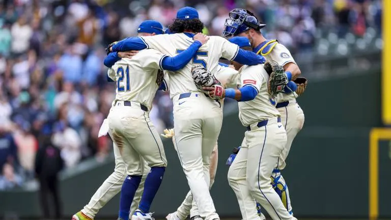 Randy Arozarena y Andrés Muñoz impulsan victoria de los Marineros