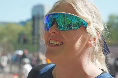 Corredores con debilidad visual portarán gafas con inteligencia artificial en Londres