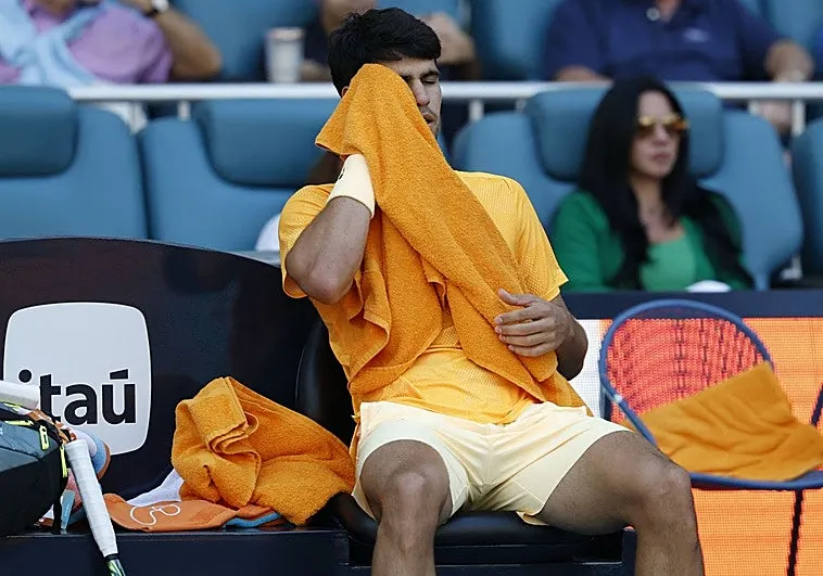 Carlos Alcaraz se retira de los próximos torneos de Roma y Roland Garros