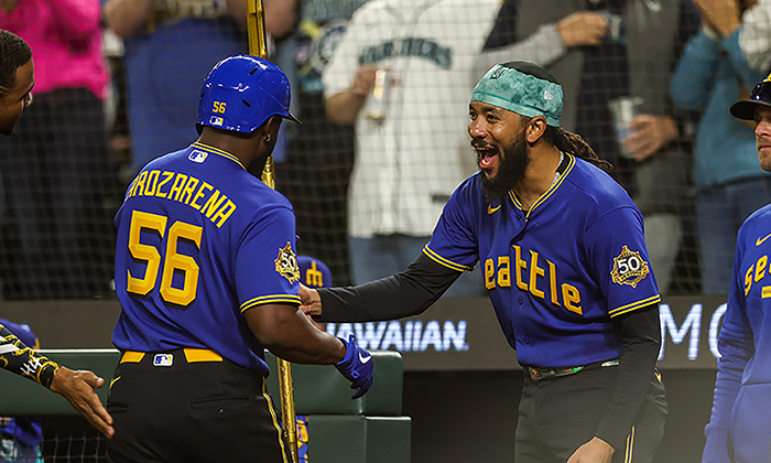 Marineros vence a Astros de Houston por 9-6