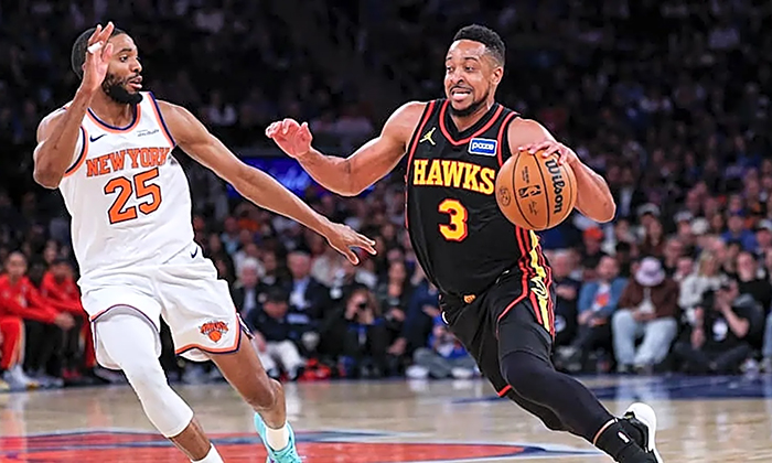 Halcones remontan y vencen a Knicks por 107-106