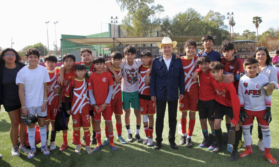 Gobernador Alfonso Durazo forja futuros líderes del deporte con Mundialito Escolar 2026