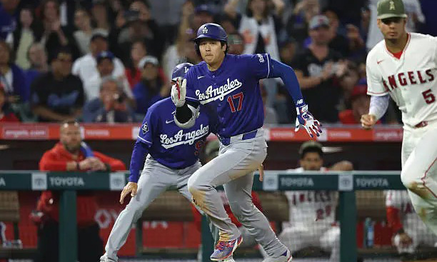 Tunde Dodgers a Angelinos por 15-2