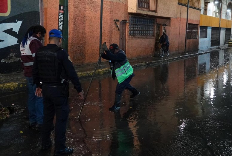Basura acumulada provoca ocho de cada diez inundaciones en México