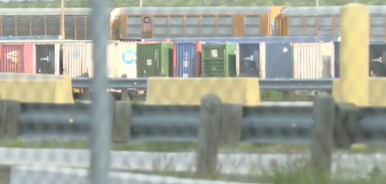 Cuatro mexicanos murieron en vagón de tren en Texas; investigan tráfico de personas