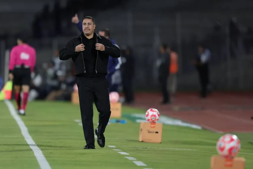 Efraín Juárez convoca a la afición universitaria tras el triunfo en el Clásico Capitalino
