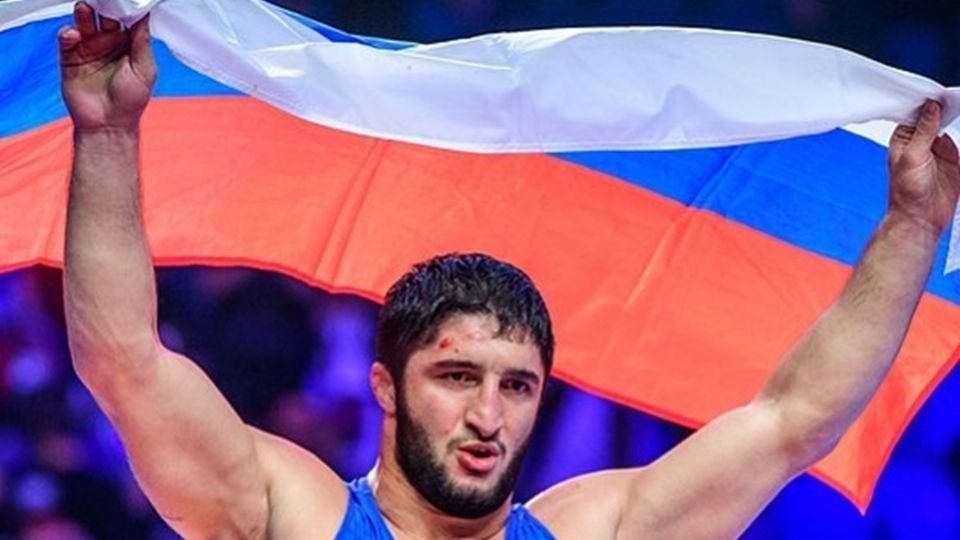 La Federación Mundial de Lucha permite el regreso sin restricciones de los atletas de Rusia y Bielorrusia