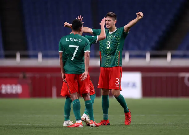 César Montes y Luis Chávez se integran a la selección mexicana rumbo al Mundial