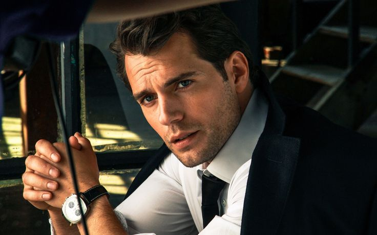 Henry Cavill desata furor entre los fans de la estrategia