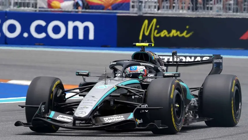 Andrea Kimi Antonelli lidera accidentada práctica en el Gran Premio de Canadá