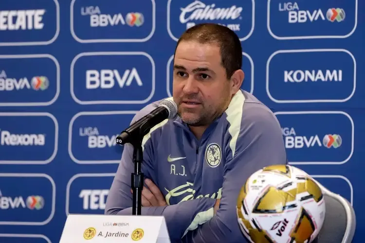 André Jardine descarta favoritismos en el clásico capitalino