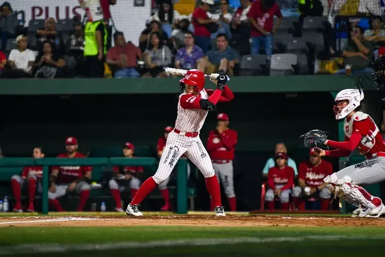 Diablos Rojos vence a Veracruz en un emocionante duelo de diez entradas
