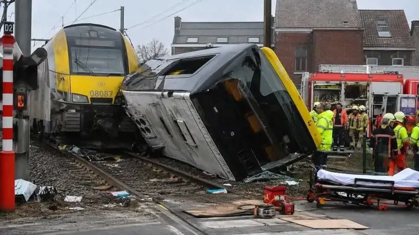 Accidente ferroviario en Bélgica deja cuatro víctimas mortales