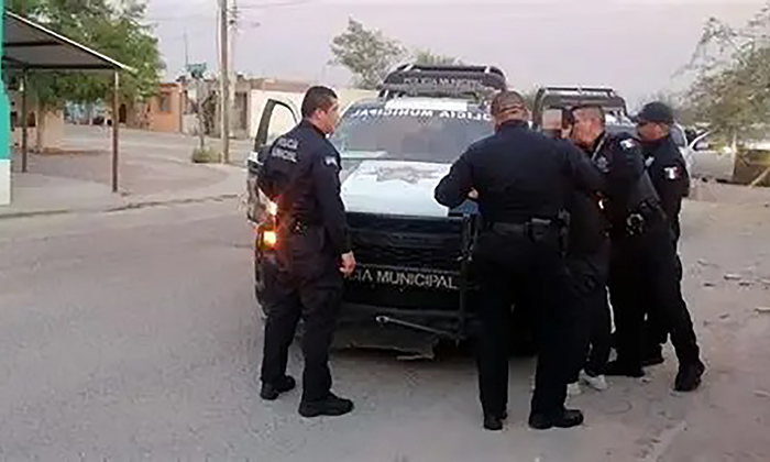 Caen tres hombres con cuchillos en distintas colonias