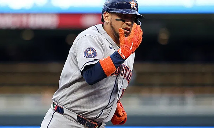 Protagoniza Isaac Paredes triunfo de Houston