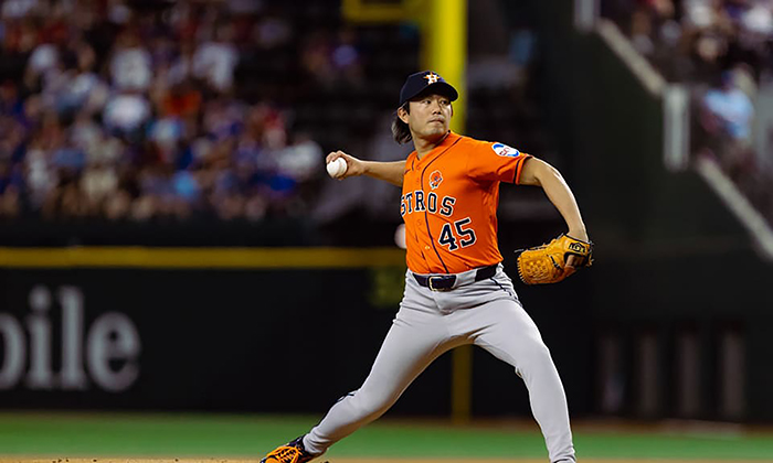 Astros dejan en blanco a Rangers por 9-0 con gran actuación de lanzadores