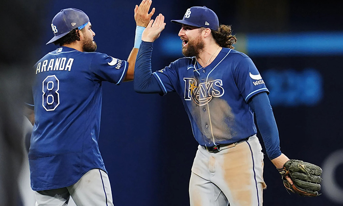 Walls impulsa la carrera de la ventaja y Rays vence a Azulejos de Toronto