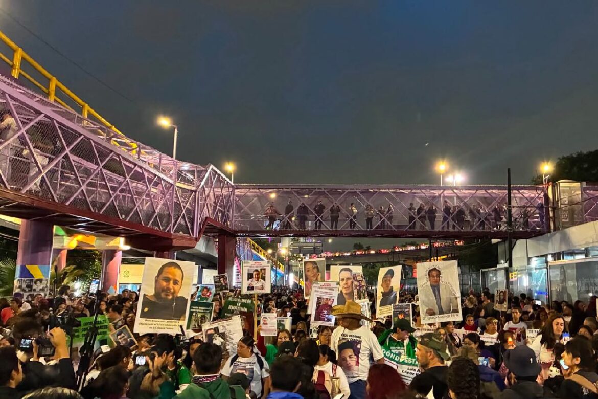Marchan desde Ciudad Universitaria contra el Mundial 2026 y la crisis de desapariciones
