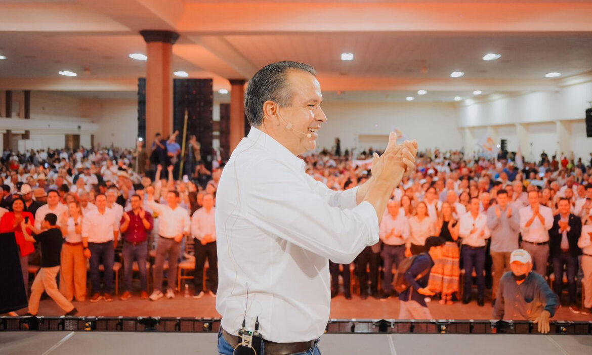 Yo sí le entro, yo sí voy: Toño Astiazarán