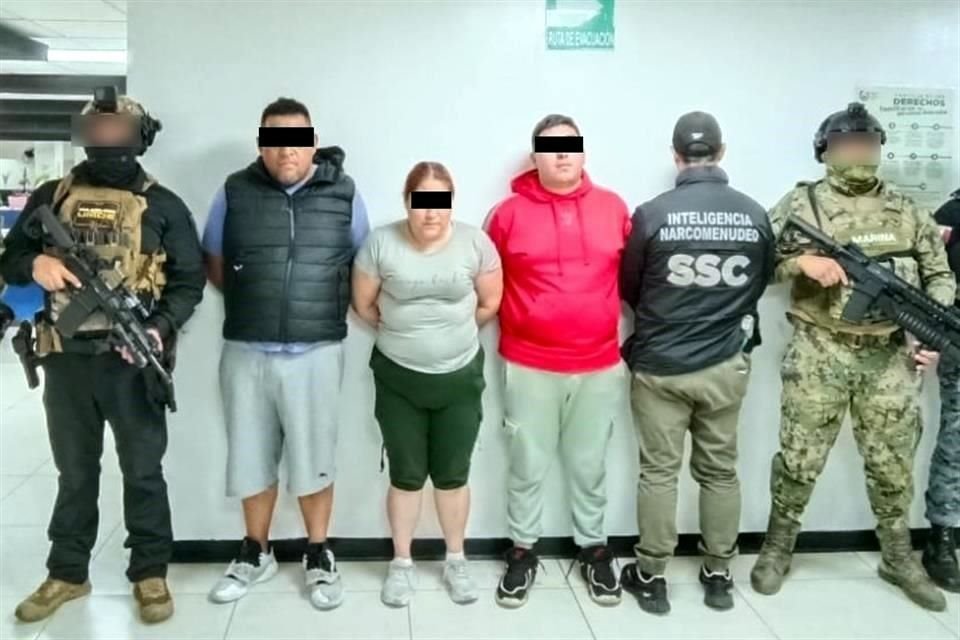 Operativo en Iztapalapa deja tres detenidos