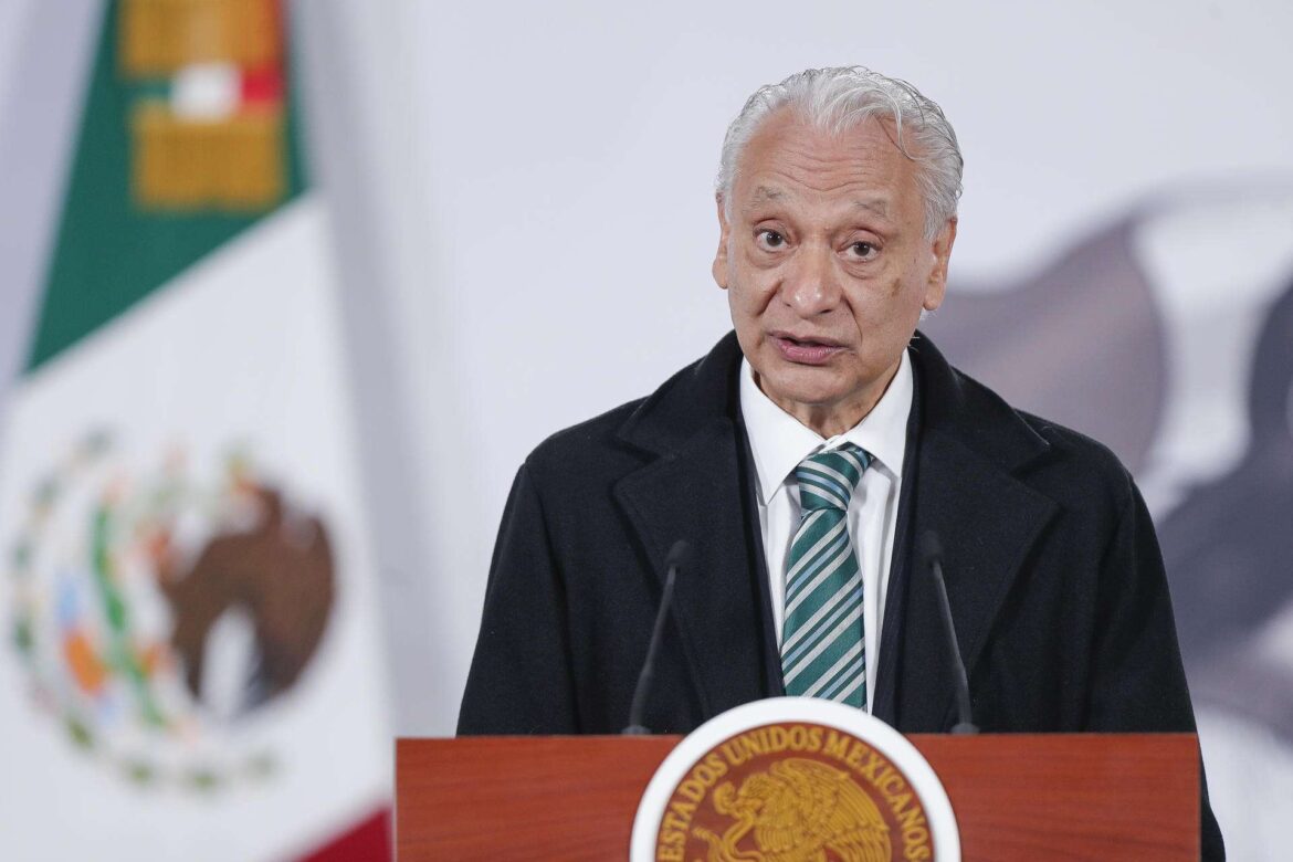 Esposa de exdirector de Pemex denuncia presunta violencia y pide ayuda a Sheinbaum