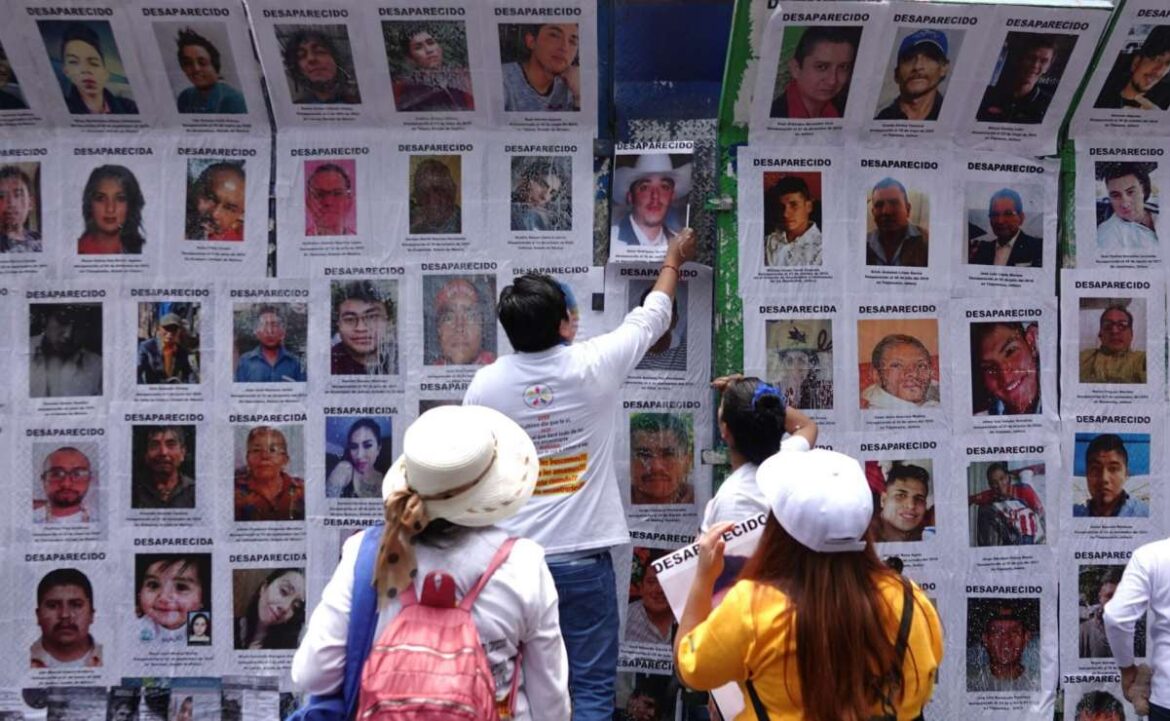 Colectivos de búsqueda marchan desde Taxqueña para exigir justicia durante el Mundial 2026