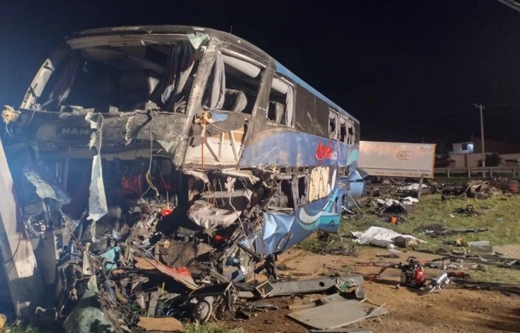Fatal accidente en la carretera 57: mueren cinco personas y 11 más resultan heridas