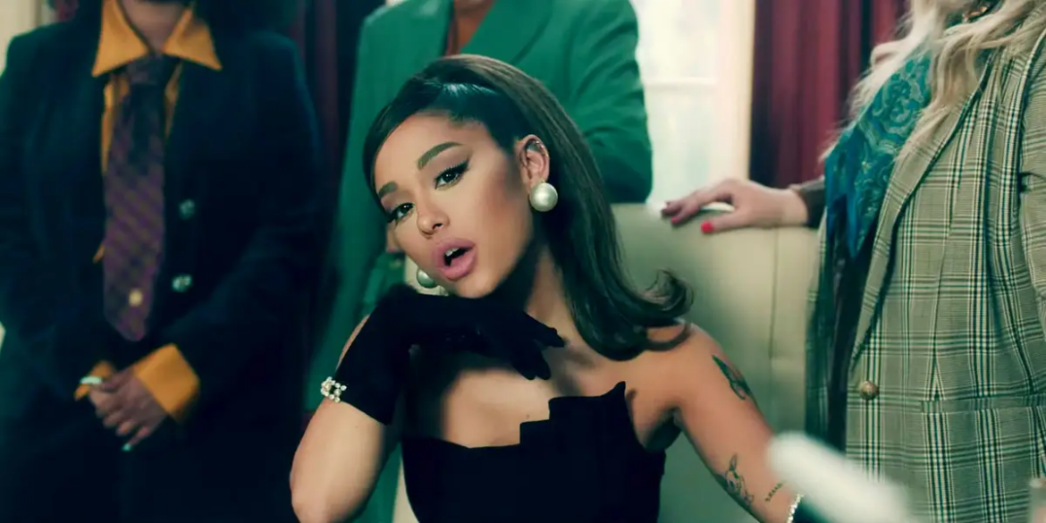 Polémica entre Ariana Grande e ICE