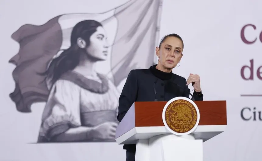 Sheinbaum alerta por efectos de las pantallas en menores; propone debatir regulación digital
